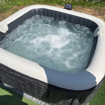 Glicine Con Bagno Privato דירה